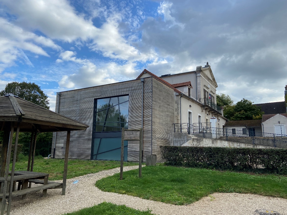 SALLE DES FETES LUCY